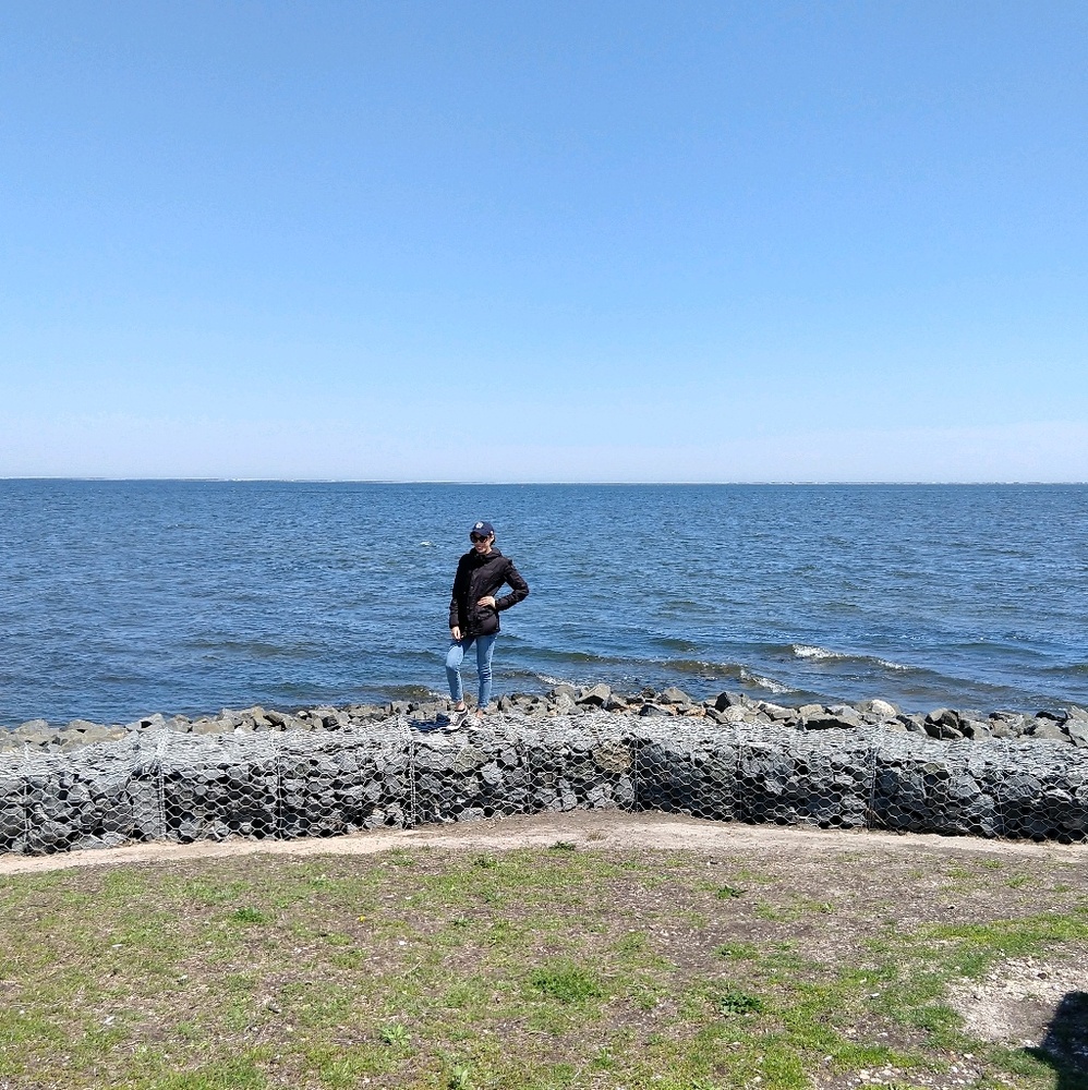 Meet your Posher, Gloria